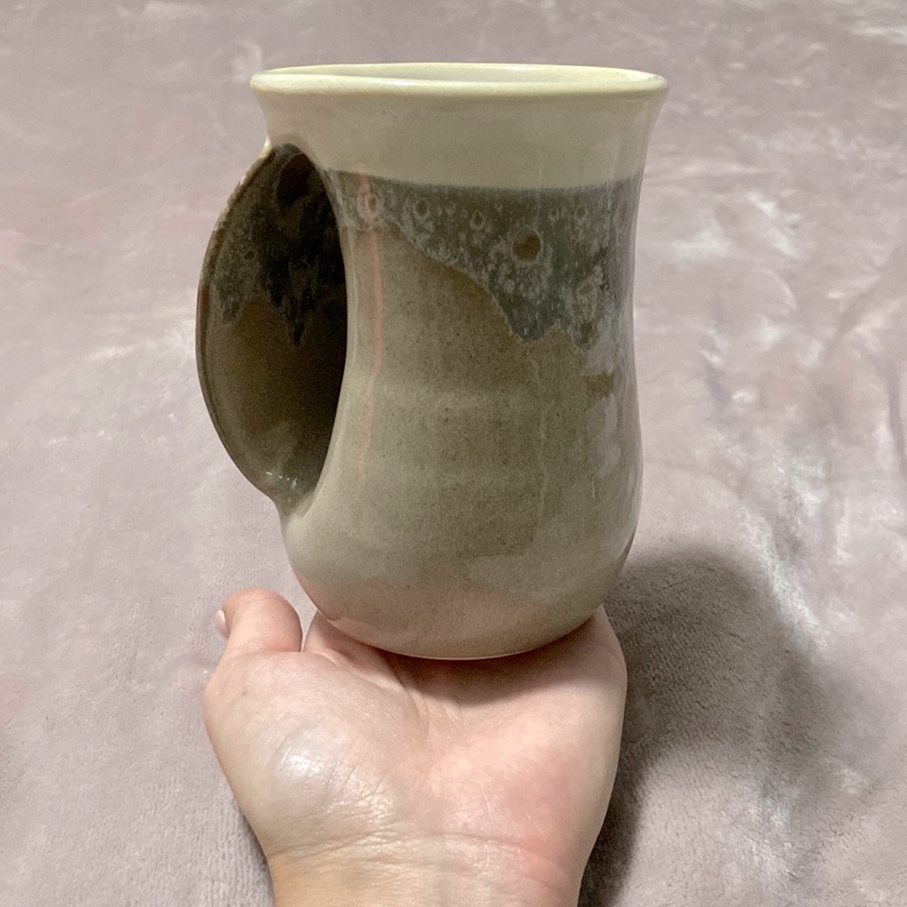 LEFT HANDED COFFEE MUG